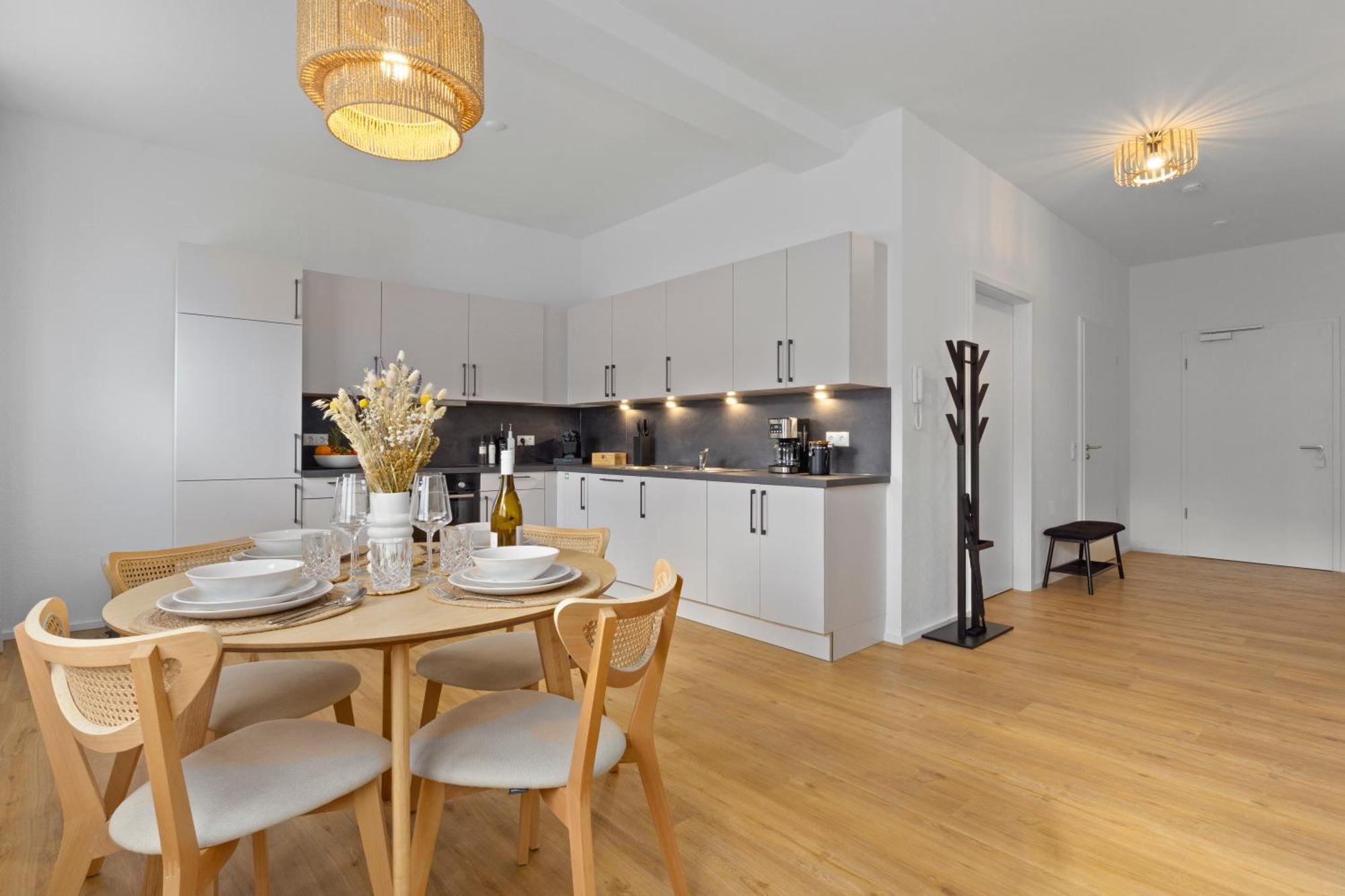 Charmante Design-Apartments In Top Lage - Naehe Altstadt - Parkplaetze - Netflix 巴特克罗伊茨纳赫 外观 照片
